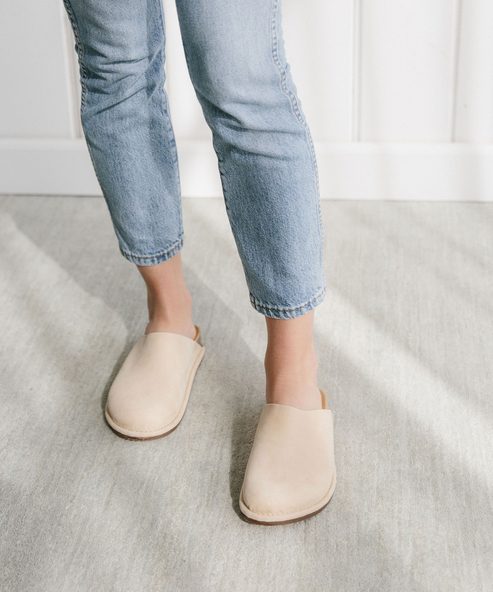 oiled leather mules