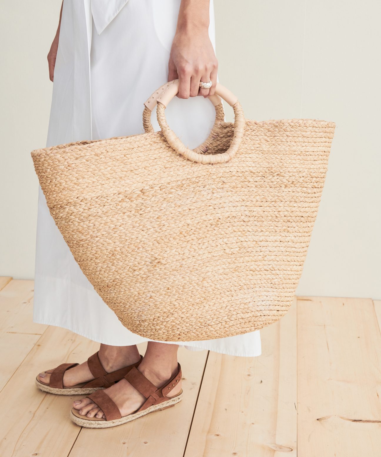 woven beach bag